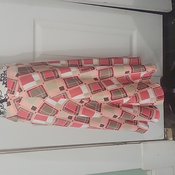 Valarie Stevens Geometric Print Silk Skirt - Picture 2 of 10